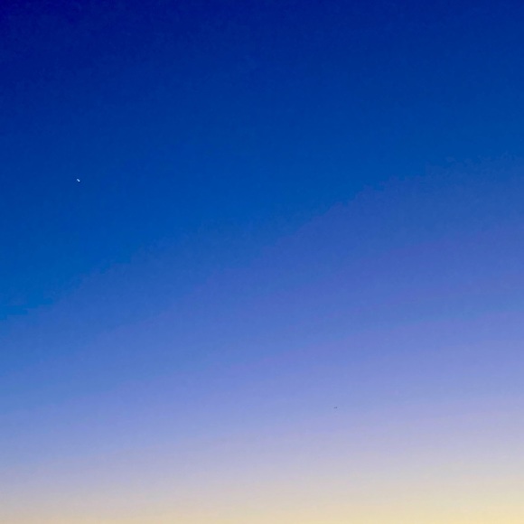 Meet your Posher, Karina - Picture 1 of 1